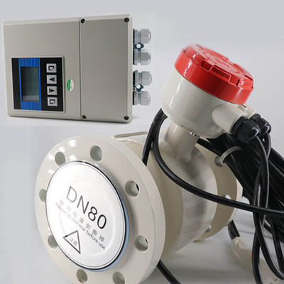 Dn25 Dn100 διασπασμένο μαγνητικό Flowmeter νερού μετρητών ροής τύπων ηλεκτρομαγνητικό